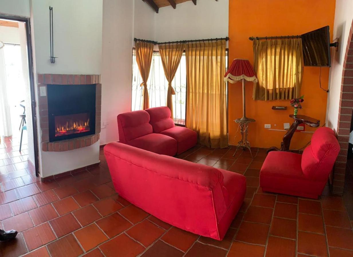 Hotel Campestre La Loma Curití 外观 照片