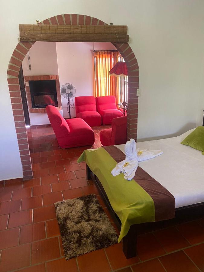 Hotel Campestre La Loma Curití 外观 照片