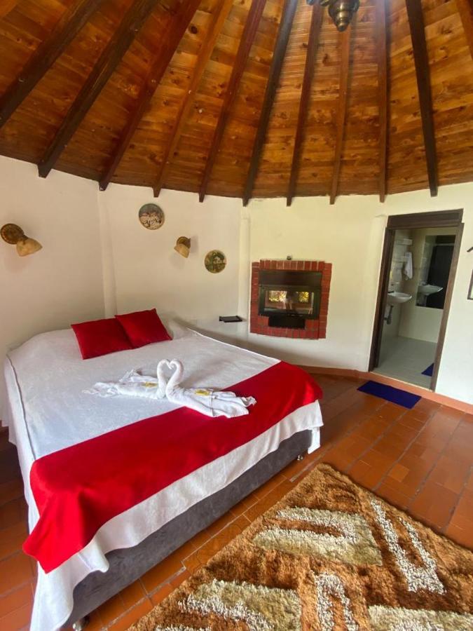 Hotel Campestre La Loma Curití 外观 照片