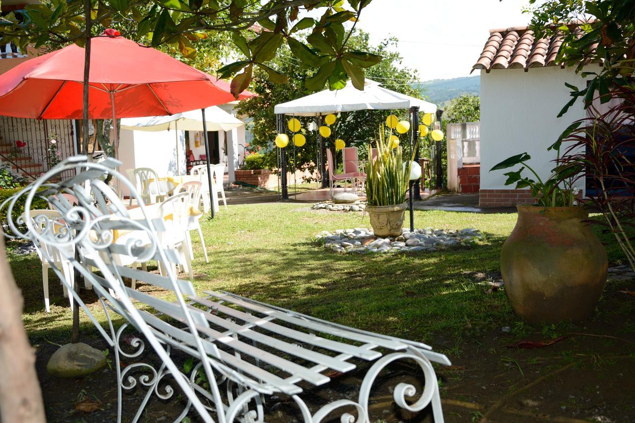 Hotel Campestre La Loma Curití 外观 照片